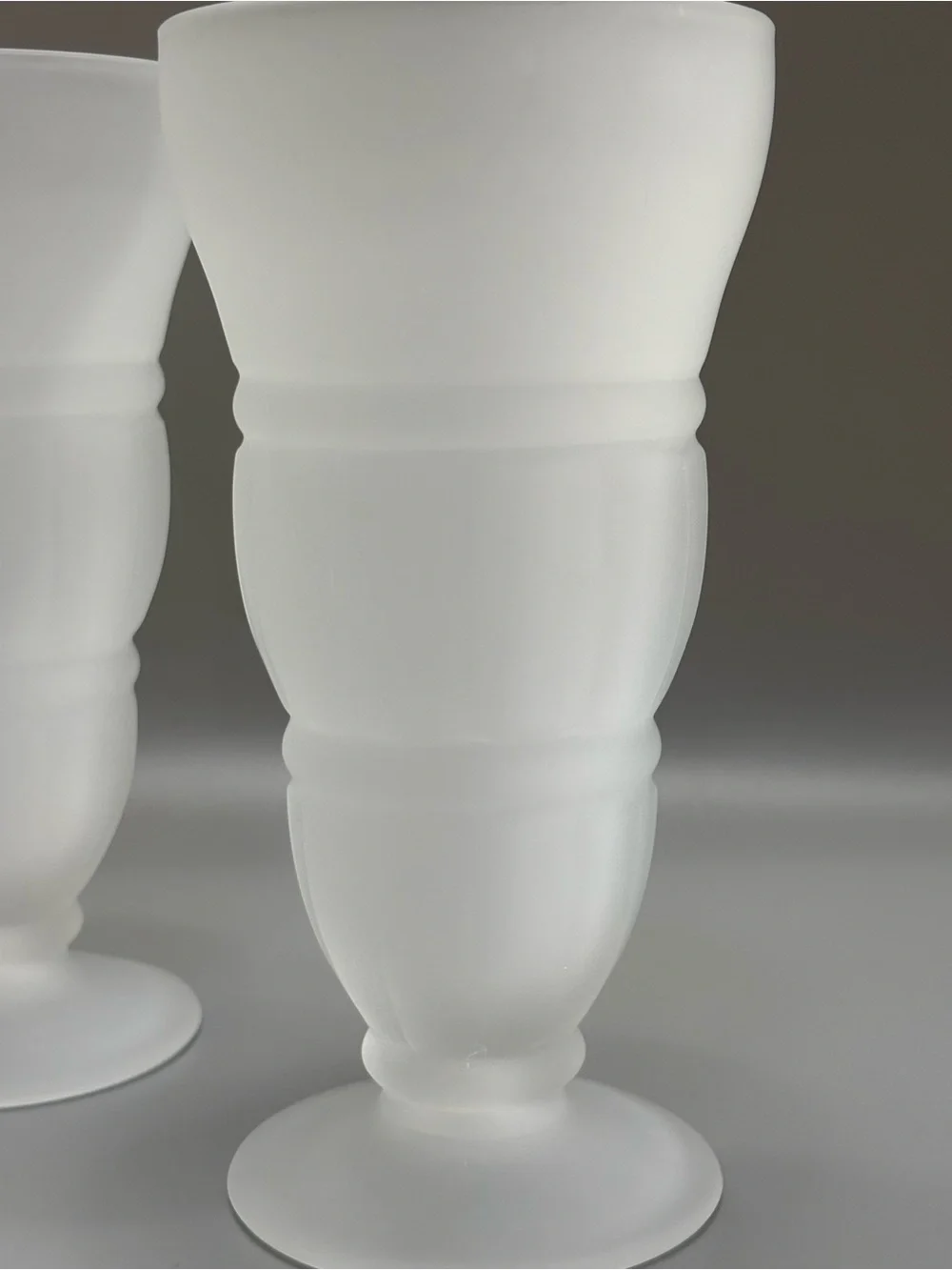 Indiana Glass Satin Pattern 306 Footed 13 ounce Soda Milk Shake Tumblers